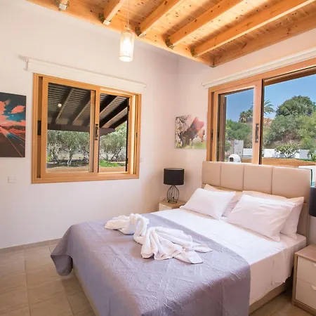 Geraeumiges Fuer 13 Personen In Holiday home Protaras